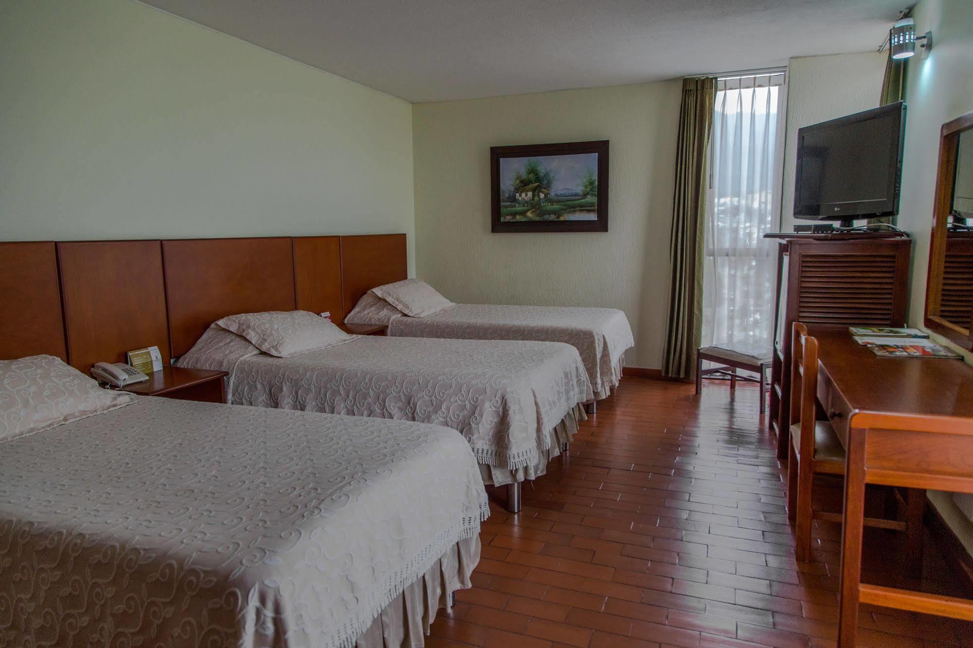 Hotel Don Lolo Вільявісенсіо Екстер'єр фото